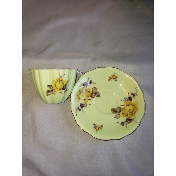 EB Foley Bone China Made in England CottageCore Cup & Saucer Set 3986 - Picture 2 of 5